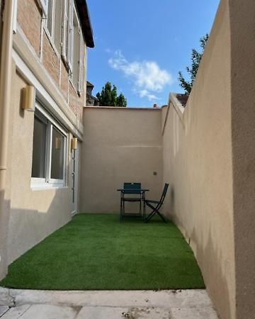Le Nid Du Cygne Aparthotel Le Blanc Luaran gambar